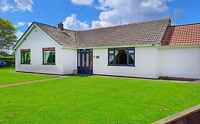 Helsey Farm Cottages