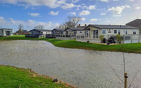 Helsey Farm Cottages